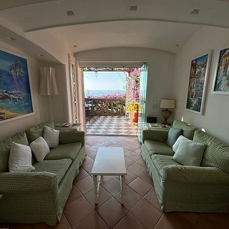 Luxury House In Villa Pompeiana Via Camerelle Con Terrazza Vista Mare Capri Kültér fotó